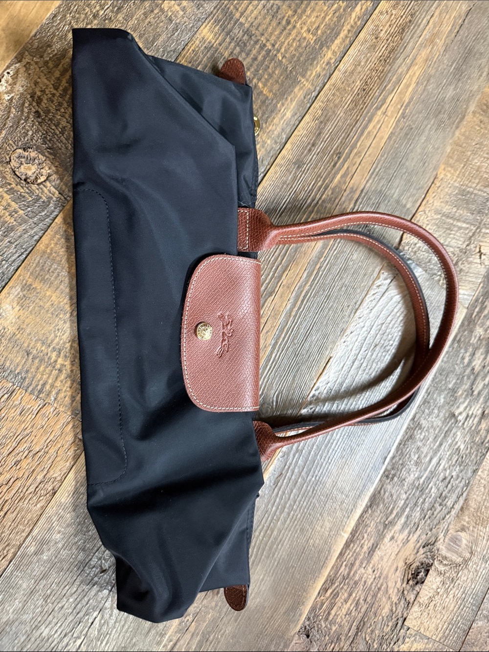 Men Bags Subcategory Identification